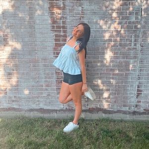 Meet your Posher, Clara